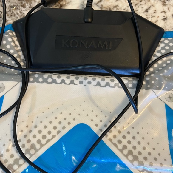 Dance Dance Revolution: Hottest Party (Game & Dance Pad)  (Wii, 2007) [Tested] - Picture 4 of 7